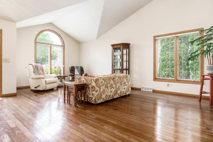 7152 MEADOW, ROCKFORD, Illinois 61114, 3 Bedrooms Bedrooms, ,3 BathroomsBathrooms,House,For Sale,MEADOW,202603219