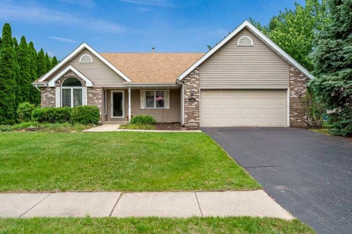 7152 MEADOW, ROCKFORD, Illinois 61114, 3 Bedrooms Bedrooms, ,3 BathroomsBathrooms,House,For Sale,MEADOW,202603219