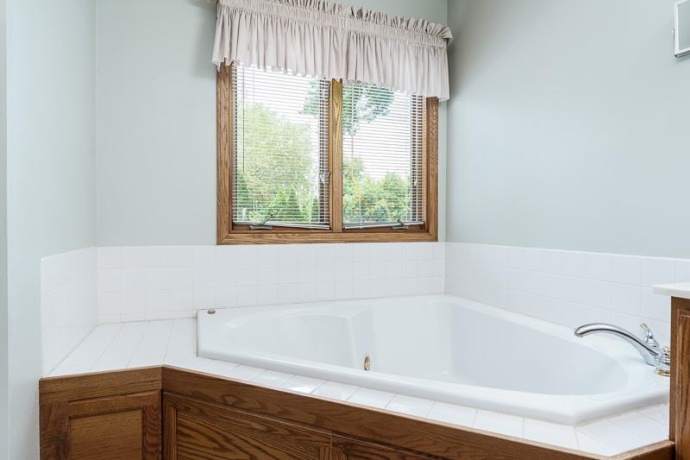 7152 MEADOW, ROCKFORD, Illinois 61114, 3 Bedrooms Bedrooms, ,3 BathroomsBathrooms,House,For Sale,MEADOW,202603219
