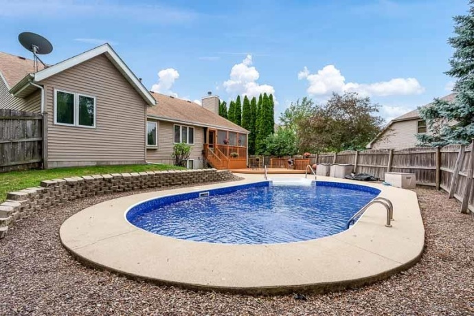 7152 MEADOW, ROCKFORD, Illinois 61114, 3 Bedrooms Bedrooms, ,3 BathroomsBathrooms,House,For Sale,MEADOW,202603219