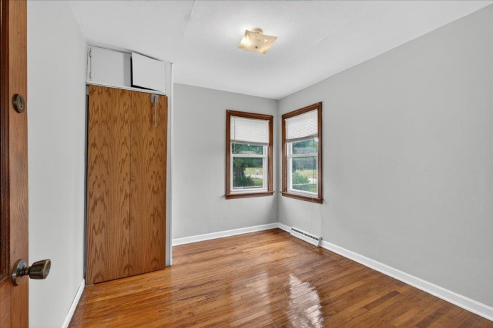 302 Harlem, MACHESNEY PARK, Illinois 61115, 3 Bedrooms Bedrooms, ,1 BathroomBathrooms,House,For Sale,Harlem,202603220