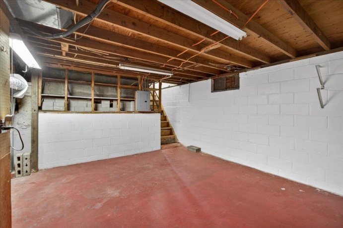 302 Harlem, MACHESNEY PARK, Illinois 61115, 3 Bedrooms Bedrooms, ,1 BathroomBathrooms,House,For Sale,Harlem,202603220
