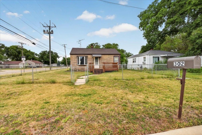 302 Harlem, MACHESNEY PARK, Illinois 61115, 3 Bedrooms Bedrooms, ,1 BathroomBathrooms,House,For Sale,Harlem,202603220