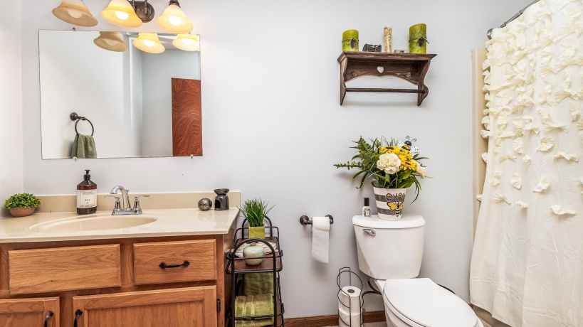 39 Valleywood, GALENA, Illinois 61036, 4 Bedrooms Bedrooms, ,4 BathroomsBathrooms,House,For Sale,Valleywood,202603221