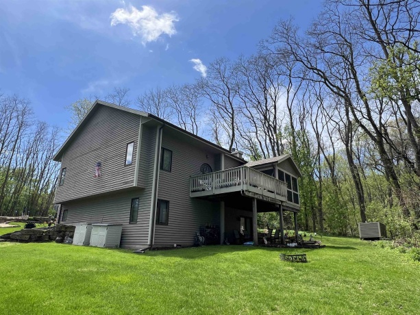 39 Valleywood, GALENA, Illinois 61036, 4 Bedrooms Bedrooms, ,4 BathroomsBathrooms,House,For Sale,Valleywood,202603221