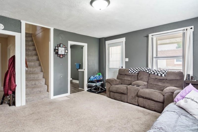 604 Pleasant, BELVIDERE, Illinois 61008, 5 Bedrooms Bedrooms, ,2 BathroomsBathrooms,House,For Sale,Pleasant,202603222