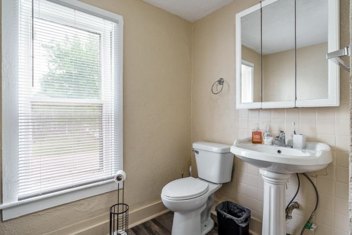 604 Pleasant, BELVIDERE, Illinois 61008, 5 Bedrooms Bedrooms, ,2 BathroomsBathrooms,House,For Sale,Pleasant,202603222