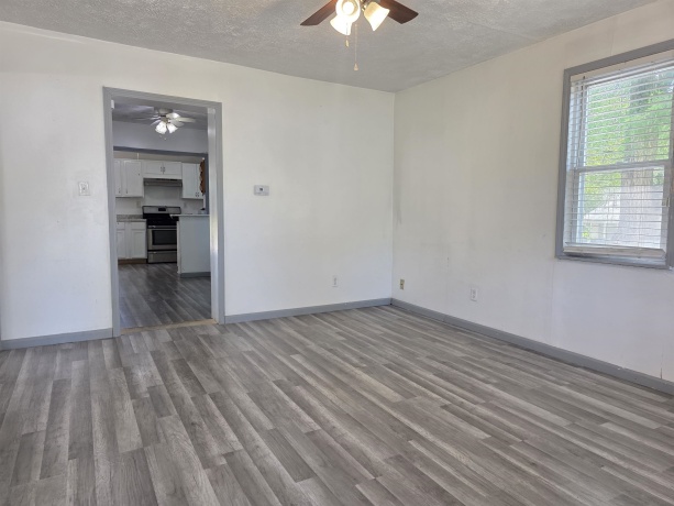 1701 Lyran Ave, ROCKFORD, Illinois 61109, 3 Bedrooms Bedrooms, ,1 BathroomBathrooms,House,For Sale,Lyran Ave,202603229