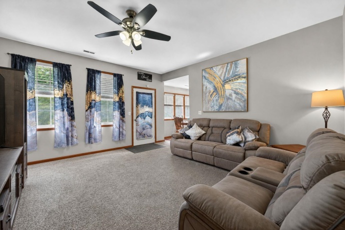 8331 CROOKED BEND, MACHESNEY PARK, Illinois 61115, 3 Bedrooms Bedrooms, ,2 BathroomsBathrooms,House,For Sale,CROOKED BEND,202603230