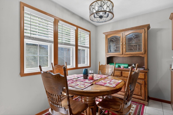 8331 CROOKED BEND, MACHESNEY PARK, Illinois 61115, 3 Bedrooms Bedrooms, ,2 BathroomsBathrooms,House,For Sale,CROOKED BEND,202603230