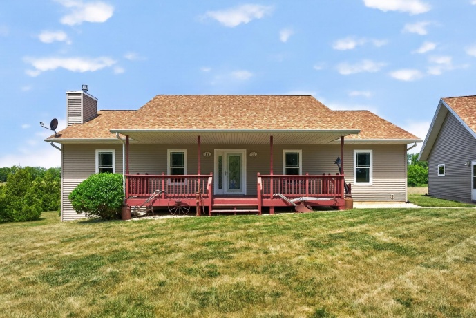 6880 CHERRY HILL, RIDOTT, Illinois 61067, 4 Bedrooms Bedrooms, ,4 BathroomsBathrooms,House,For Sale,CHERRY HILL,202603231