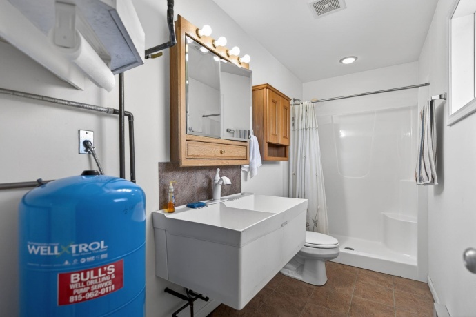6880 CHERRY HILL, RIDOTT, Illinois 61067, 4 Bedrooms Bedrooms, ,4 BathroomsBathrooms,House,For Sale,CHERRY HILL,202603231