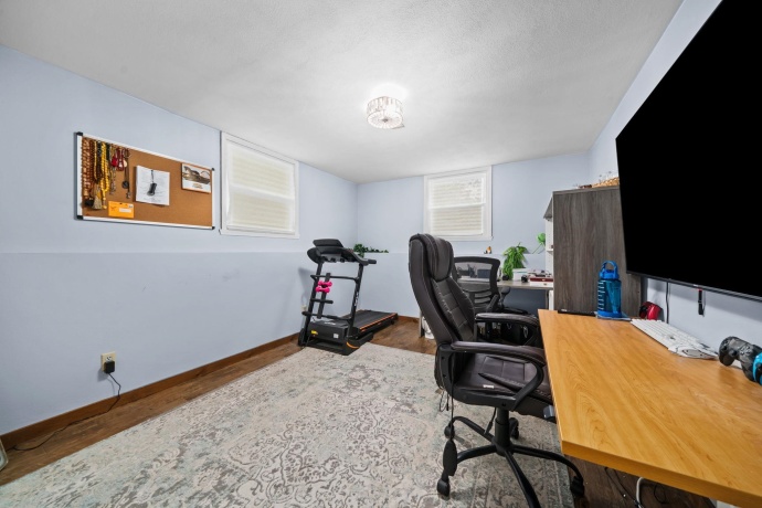 1393 Bryn Mawr, ROCKFORD, Illinois 61107, 4 Bedrooms Bedrooms, ,2 BathroomsBathrooms,House,For Sale,Bryn Mawr,202603234