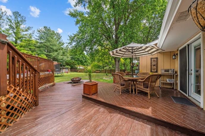 1393 Bryn Mawr, ROCKFORD, Illinois 61107, 4 Bedrooms Bedrooms, ,2 BathroomsBathrooms,House,For Sale,Bryn Mawr,202603234