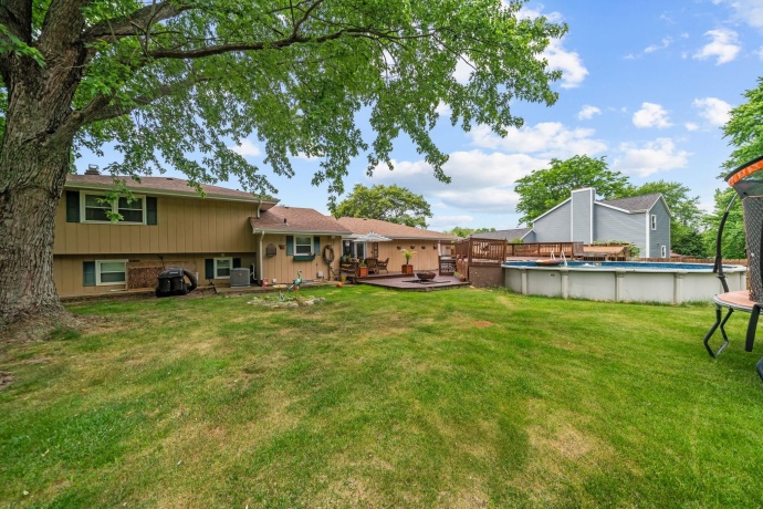 1393 Bryn Mawr, ROCKFORD, Illinois 61107, 4 Bedrooms Bedrooms, ,2 BathroomsBathrooms,House,For Sale,Bryn Mawr,202603234