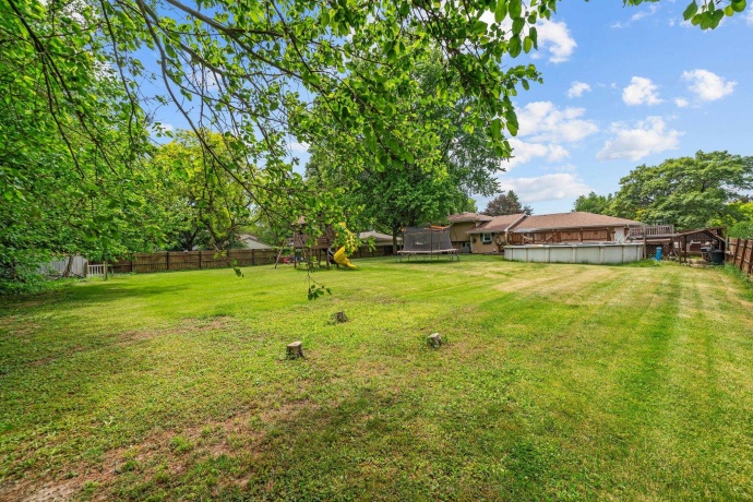 1393 Bryn Mawr, ROCKFORD, Illinois 61107, 4 Bedrooms Bedrooms, ,2 BathroomsBathrooms,House,For Sale,Bryn Mawr,202603234