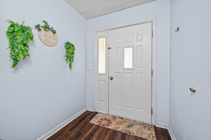 1393 Bryn Mawr, ROCKFORD, Illinois 61107, 4 Bedrooms Bedrooms, ,2 BathroomsBathrooms,House,For Sale,Bryn Mawr,202603234