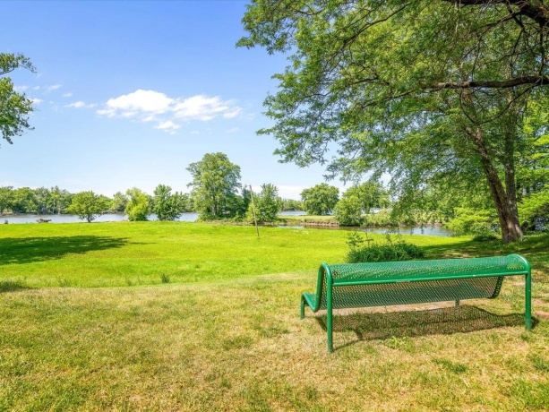 344 Northway Park Unit 4, MACHESNEY PARK, Illinois 61115, 3 Bedrooms Bedrooms, ,1 BathroomBathrooms,Condominium,For Sale,Northway Park Unit 4,202603235