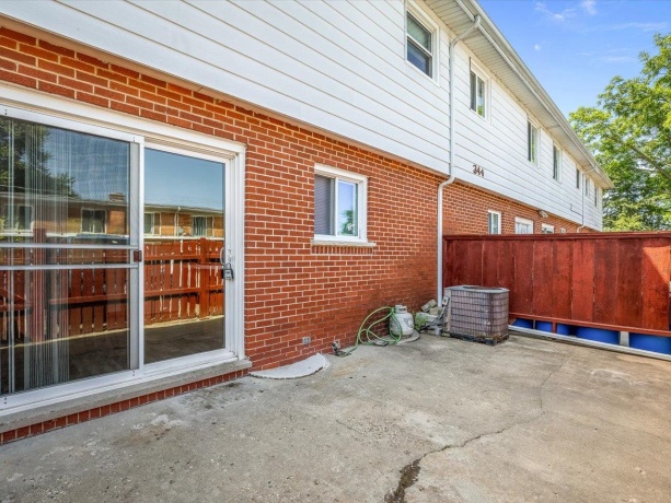 344 Northway Park Unit 4, MACHESNEY PARK, Illinois 61115, 3 Bedrooms Bedrooms, ,1 BathroomBathrooms,Condominium,For Sale,Northway Park Unit 4,202603235