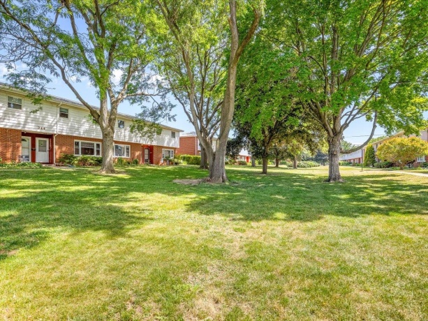 344 Northway Park Unit 4, MACHESNEY PARK, Illinois 61115, 3 Bedrooms Bedrooms, ,1 BathroomBathrooms,Condominium,For Sale,Northway Park Unit 4,202603235