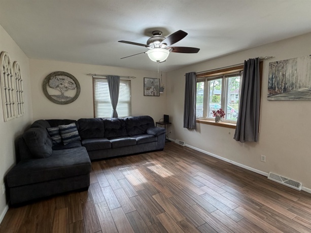 1706 Notre Dame, ROCKFORD, Illinois 61109, 3 Bedrooms Bedrooms, ,1 BathroomBathrooms,House,For Sale,Notre Dame,202603238