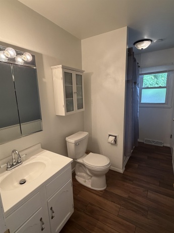 1706 Notre Dame, ROCKFORD, Illinois 61109, 3 Bedrooms Bedrooms, ,1 BathroomBathrooms,House,For Sale,Notre Dame,202603238