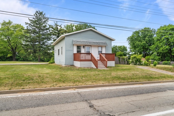 1220 Springfield, ROCKFORD, Illinois 61101, 2 Bedrooms Bedrooms, ,1 BathroomBathrooms,House,For Sale,Springfield,202603239