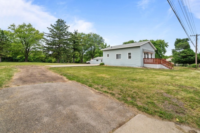 1220 Springfield, ROCKFORD, Illinois 61101, 2 Bedrooms Bedrooms, ,1 BathroomBathrooms,House,For Sale,Springfield,202603239