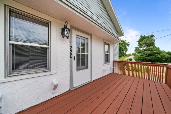 1220 Springfield, ROCKFORD, Illinois 61101, 2 Bedrooms Bedrooms, ,1 BathroomBathrooms,House,For Sale,Springfield,202603239