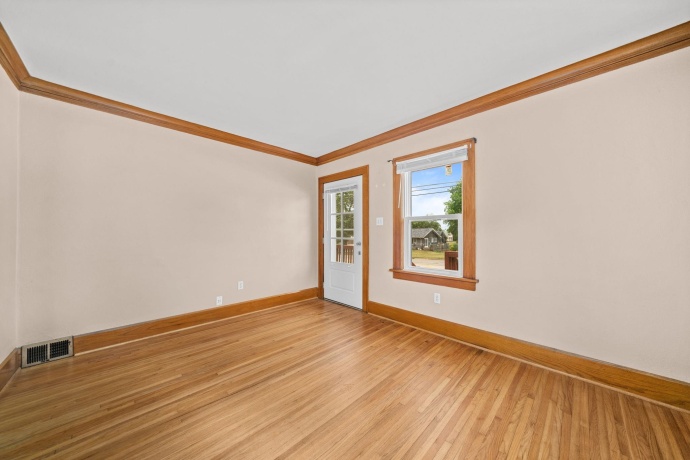 1220 Springfield, ROCKFORD, Illinois 61101, 2 Bedrooms Bedrooms, ,1 BathroomBathrooms,House,For Sale,Springfield,202603239