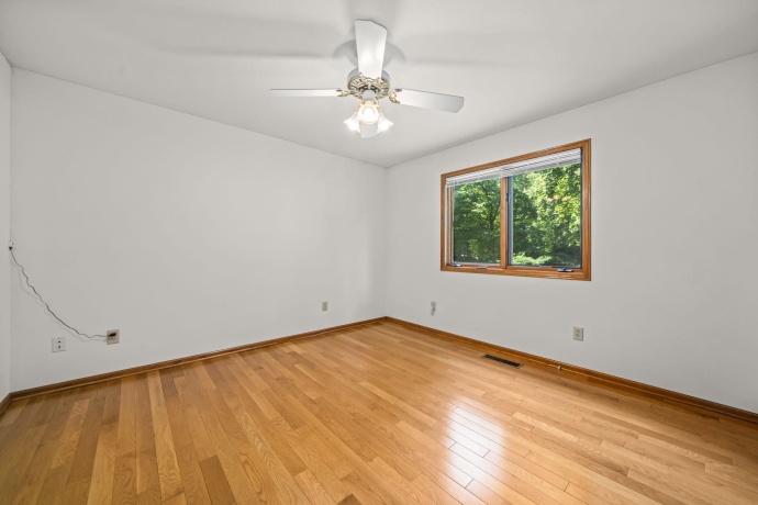 511 Trading Post, ROCKTON, Illinois 61072, 4 Bedrooms Bedrooms, ,2 BathroomsBathrooms,House,For Sale,Trading Post,202603242