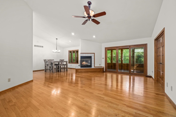 511 Trading Post, ROCKTON, Illinois 61072, 4 Bedrooms Bedrooms, ,2 BathroomsBathrooms,House,For Sale,Trading Post,202603242