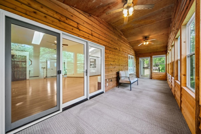 511 Trading Post, ROCKTON, Illinois 61072, 4 Bedrooms Bedrooms, ,2 BathroomsBathrooms,House,For Sale,Trading Post,202603242