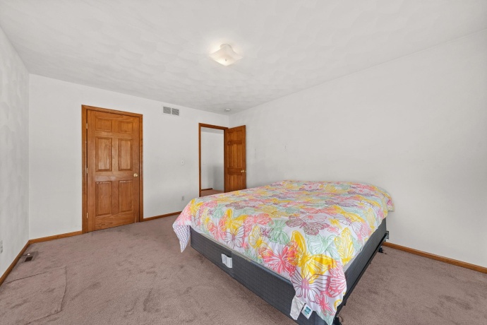 663 Ashleigh, ROSCOE, Illinois 61073, 4 Bedrooms Bedrooms, ,2 BathroomsBathrooms,House,For Sale,Ashleigh,202603244