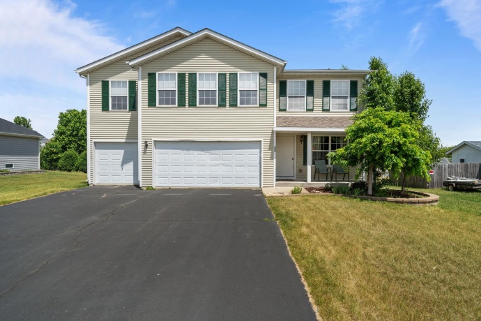 663 Ashleigh, ROSCOE, Illinois 61073, 4 Bedrooms Bedrooms, ,2 BathroomsBathrooms,House,For Sale,Ashleigh,202603244