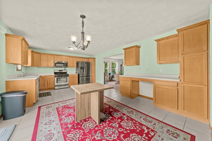 663 Ashleigh, ROSCOE, Illinois 61073, 4 Bedrooms Bedrooms, ,2 BathroomsBathrooms,House,For Sale,Ashleigh,202603244