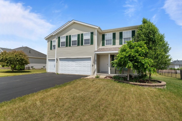 663 Ashleigh, ROSCOE, Illinois 61073, 4 Bedrooms Bedrooms, ,2 BathroomsBathrooms,House,For Sale,Ashleigh,202603244
