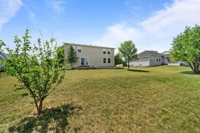 663 Ashleigh, ROSCOE, Illinois 61073, 4 Bedrooms Bedrooms, ,2 BathroomsBathrooms,House,For Sale,Ashleigh,202603244