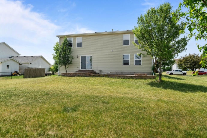 663 Ashleigh, ROSCOE, Illinois 61073, 4 Bedrooms Bedrooms, ,2 BathroomsBathrooms,House,For Sale,Ashleigh,202603244