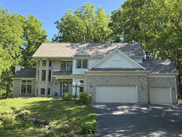 7593 Grace, ROSCOE, Illinois 61073, 4 Bedrooms Bedrooms, ,2 BathroomsBathrooms,House,For Sale,Grace,202603246