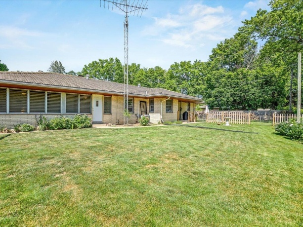 6267 Buttercup, ROCKFORD, Illinois 61108, 3 Bedrooms Bedrooms, ,2 BathroomsBathrooms,House,For Sale,Buttercup,202603247