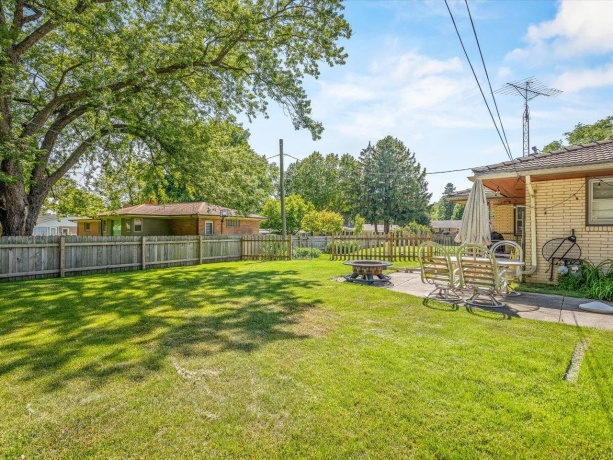 6267 Buttercup, ROCKFORD, Illinois 61108, 3 Bedrooms Bedrooms, ,2 BathroomsBathrooms,House,For Sale,Buttercup,202603247