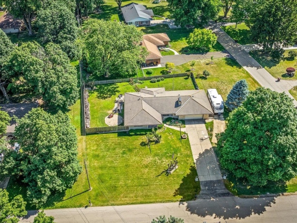 6267 Buttercup, ROCKFORD, Illinois 61108, 3 Bedrooms Bedrooms, ,2 BathroomsBathrooms,House,For Sale,Buttercup,202603247