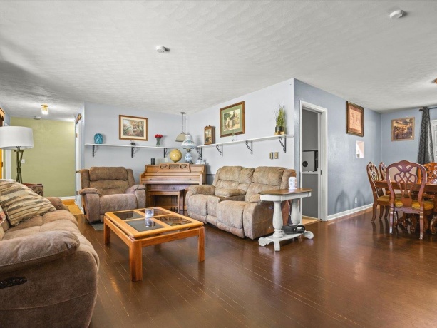 6267 Buttercup, ROCKFORD, Illinois 61108, 3 Bedrooms Bedrooms, ,2 BathroomsBathrooms,House,For Sale,Buttercup,202603247