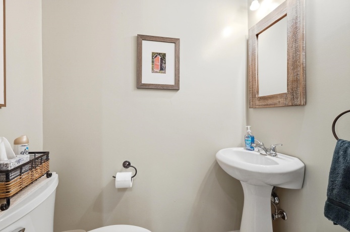 320 Wachter, GALENA, Illinois 61036, 2 Bedrooms Bedrooms, ,1 BathroomBathrooms,House,For Sale,Wachter,202603252