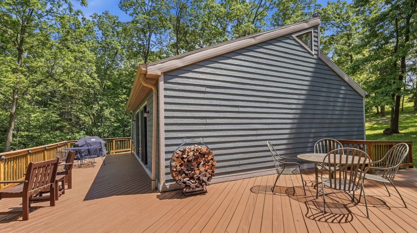 320 Wachter, GALENA, Illinois 61036, 2 Bedrooms Bedrooms, ,1 BathroomBathrooms,House,For Sale,Wachter,202603252
