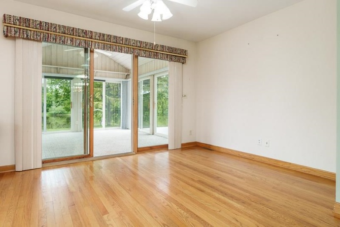 215 Shore, ROCKTON, Illinois 61072, 3 Bedrooms Bedrooms, ,2 BathroomsBathrooms,House,For Sale,Shore,202603254