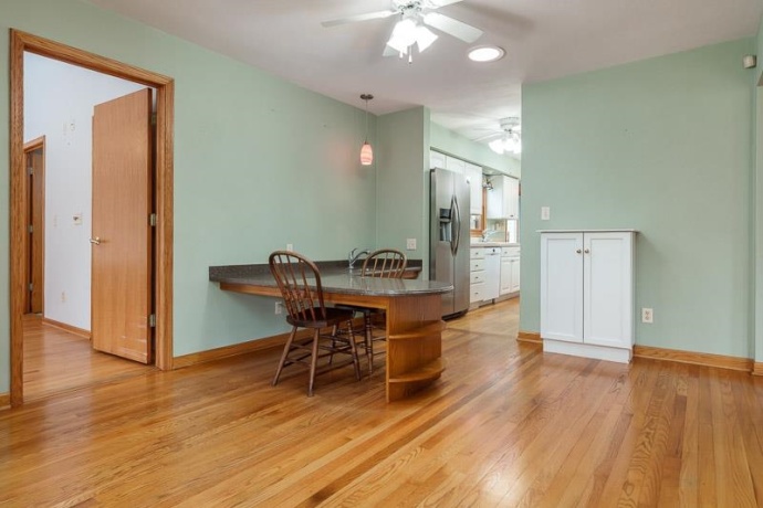 215 Shore, ROCKTON, Illinois 61072, 3 Bedrooms Bedrooms, ,2 BathroomsBathrooms,House,For Sale,Shore,202603254