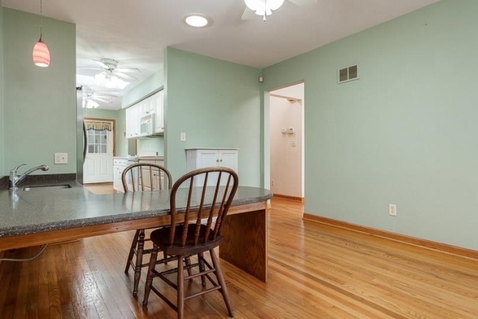 215 Shore, ROCKTON, Illinois 61072, 3 Bedrooms Bedrooms, ,2 BathroomsBathrooms,House,For Sale,Shore,202603254