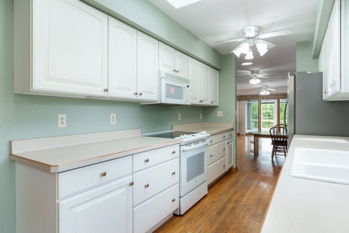 215 Shore, ROCKTON, Illinois 61072, 3 Bedrooms Bedrooms, ,2 BathroomsBathrooms,House,For Sale,Shore,202603254